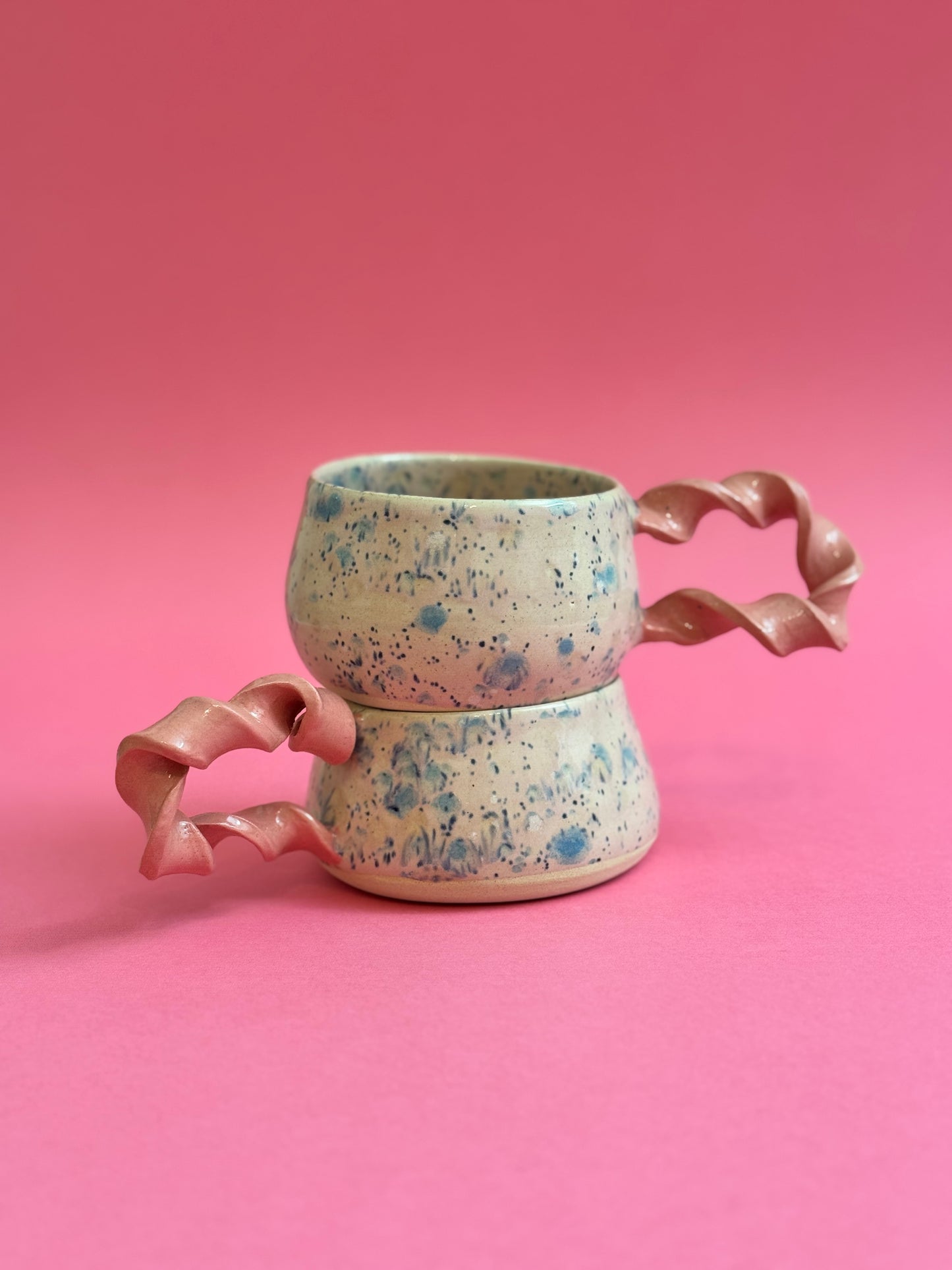 Szalony różowy kubek