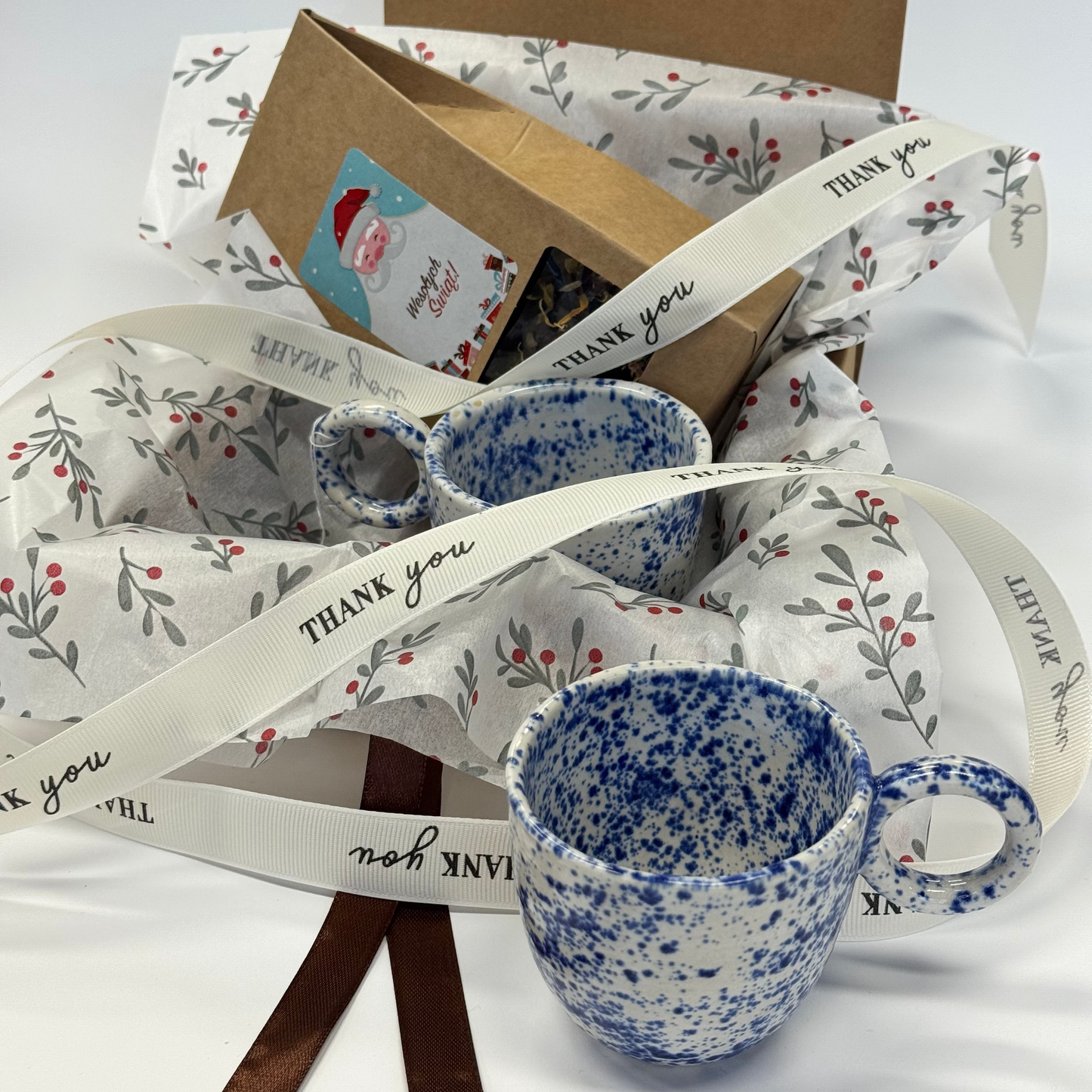 Zestaw prezentowy z niebieskimi pieguskami