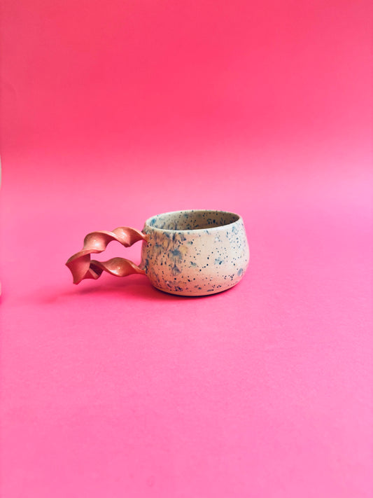 Szalony różowy kubek