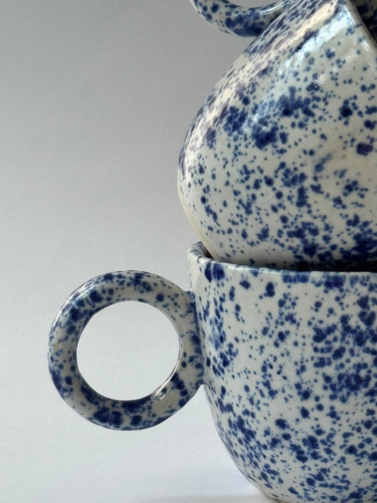 Niebieski okrągły piegus