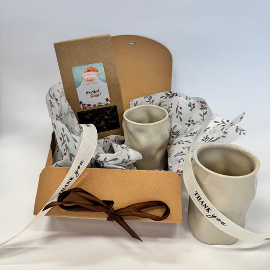 Zestaw świąteczny z czarkami beżowymi