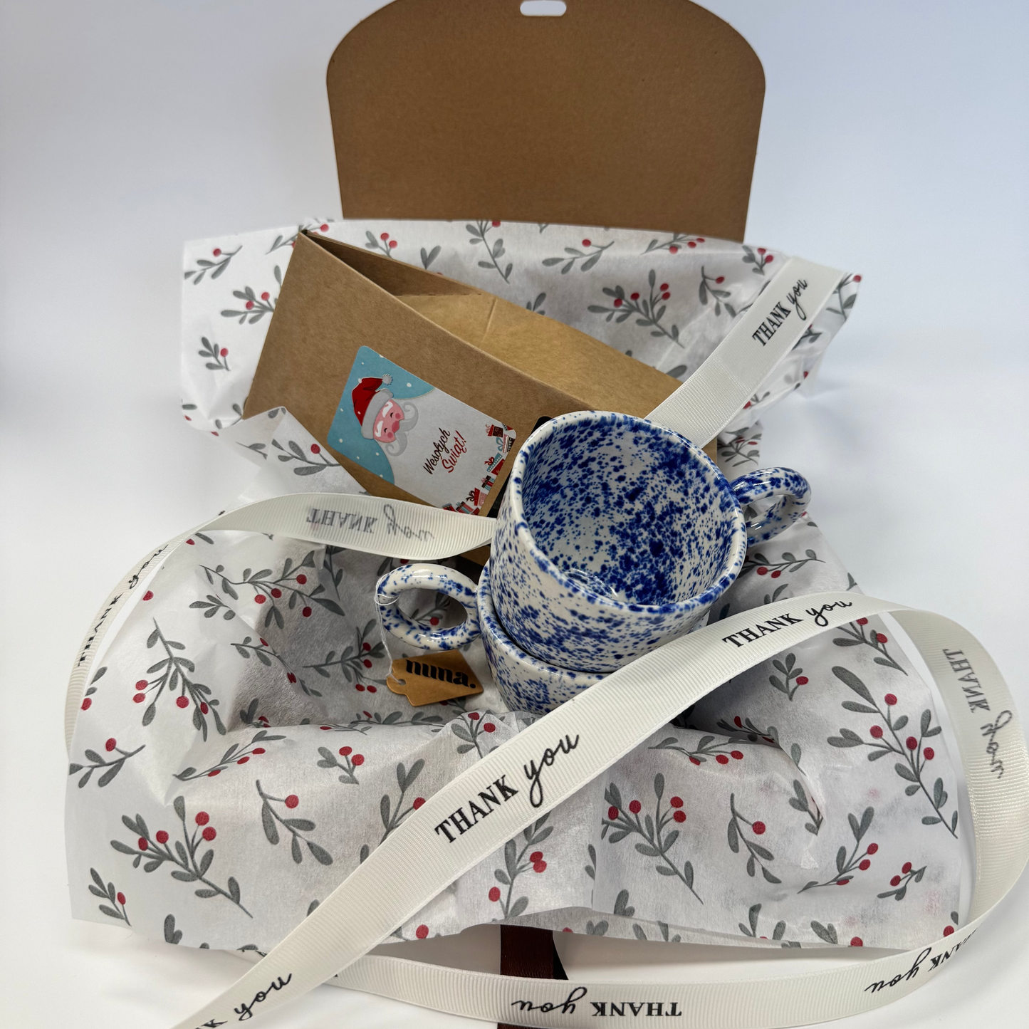 Zestaw prezentowy z niebieskimi pieguskami