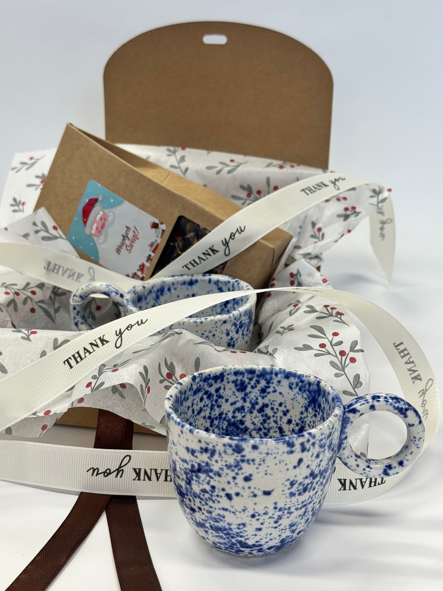 Zestaw prezentowy z niebieskimi pieguskami